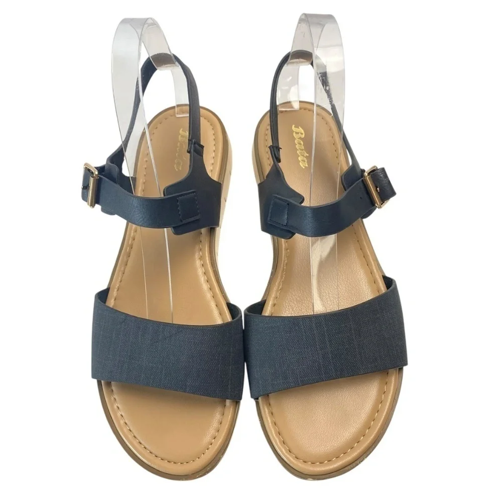BATA Ankle Buckle Sandals Women’s in Black *Marked Size 6, Fits larger*